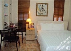 Huong Trinh Hotel Room