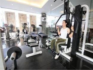 LK Royal Suite Fitness room