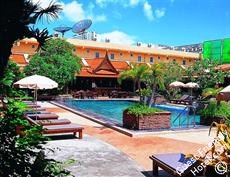 Sabai Resort Swimming pool
