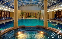Radisson Blu Hotel Shanghai New World Pool